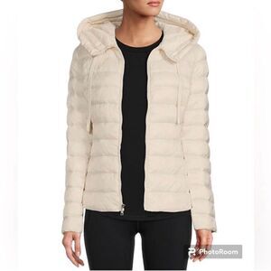 Antonio Melani Women's Ivory Cream Hooded Puffer
Jacket XL